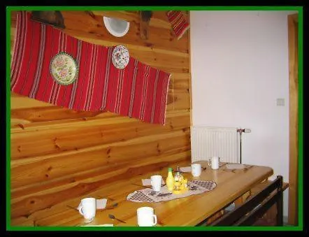 בית הארחה Krasula